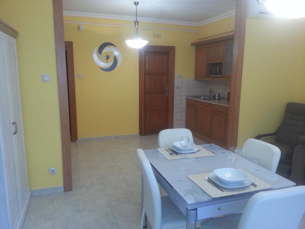 Szinva Apartman 미슈콜츠 외부 사진